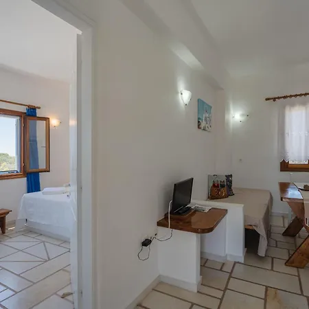 Maria's Village Apartment Aliki (Paros)